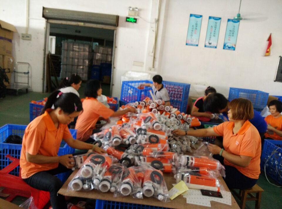分體馬桶水件組裝車間.jpg